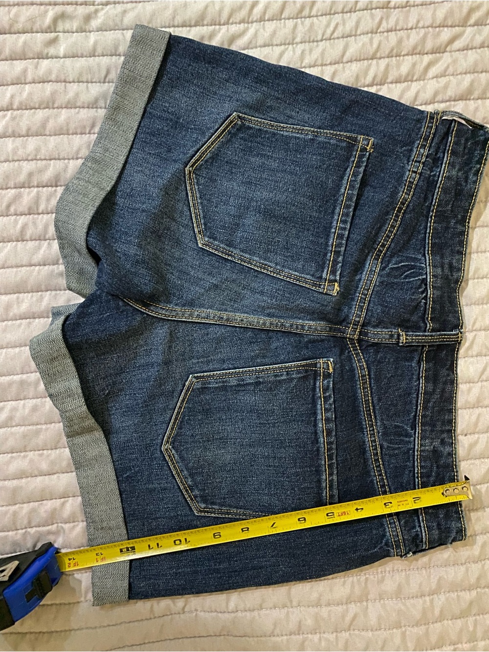 Old Navy Dark Blue Distressed Rolled Hem Jean Shorts - Picture 2 of 4